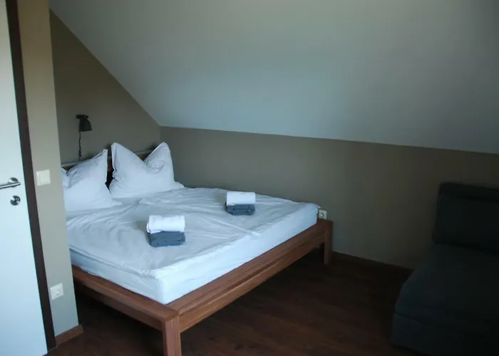 Sommeregger 公寓 *